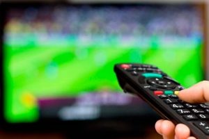 Futbol programları karardı!