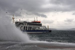 Kuzey Ege'de fırtına seferleri vurdu