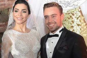 Merve Boluğur'un annelik provası...