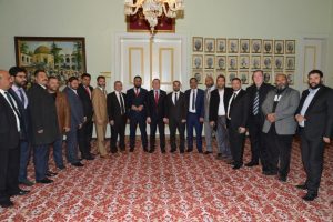 Bursa'da Romanlardan B&uuml;y&uuml;kşehir'e ziyaret