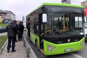 İstanbul'da ş&uuml;pheli otob&uuml;s alarmı