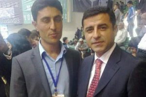 HDP il&ccedil;e başkanı g&ouml;zaltında