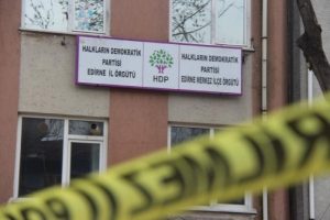 Edirne'de HDP binasına silahlı saldırı