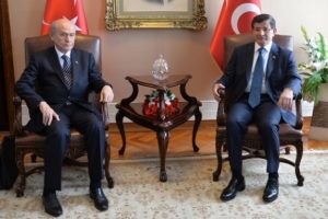 Davutoğlu-Bah&ccedil;eli g&ouml;r&uuml;şmesi sona erdi