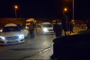Adana polisi alarma ge&ccedil;ti!