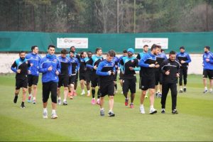 Karab&uuml;kspor'da g&ouml;zler Samsunspor ma&ccedil;ına &ccedil;evrildi