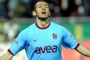 Trabzonspor forması da giyen Umut Bulut i&ccedil;in dev bir pankart a&ccedil;ılacak