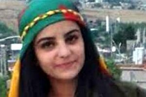 14 yaşındaki kız kardeşini başına ateş edip &ouml;ld&uuml;rd&uuml;
