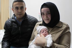 Bursa'da parmak bebekler hayata tutundu!