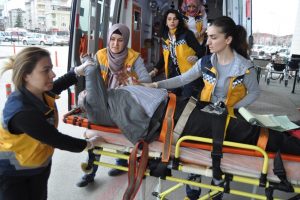 Bursa'da TIR'a &ccedil;arpan motosiklet s&uuml;r&uuml;c&uuml;s&uuml; yaşam m&uuml;cadelesini kaybetti!