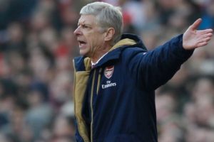Arsene Wenger'e kul&uuml;b&uuml;nden b&uuml;y&uuml;k destek