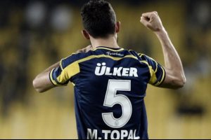 Fenerbah&ccedil;e y&ouml;netimi, Topal'a 4 yıllık s&ouml;zleşme &ouml;nerecek