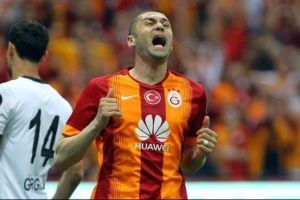 Galatasaray, Burak'tan yoksun &ccedil;ıktığı 6 ma&ccedil;ta 1 galibiyet alabildi