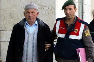 Nişanda ateş edip bir kadını &ouml;ld&uuml;ren muhtara 7 yıl 11 ay hapis