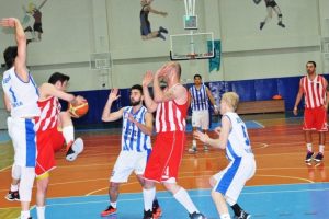 Nil&uuml;fer Belediyespor basketbolda tam gaz!