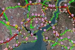 Boğazi&ccedil;i K&ouml;pr&uuml;s&uuml; kapatıldı, trafik kilitlendi