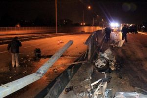 Eskişehir'de trafik kazası: 1 &ouml;l&uuml;, 1'i ağır 2 yaralı
