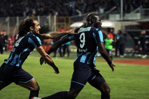 Adana Demirspor'un gol y&uuml;k&uuml;n&uuml; Pote ve Burak &ccedil;ekiyor