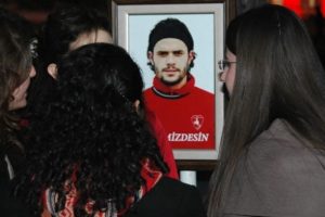 Erhan Kayar unutulmadı