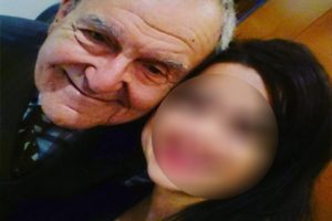 &Uuml;nl&uuml; profes&ouml;re 1 bu&ccedil;uk milyon liralık gasp
