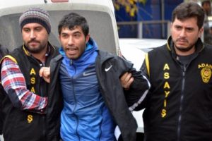 İ&ccedil;ki y&uuml;z&uuml;nden tartıştığı hamalı &ouml;ld&uuml;ren sanığa m&uuml;ebbet istemi