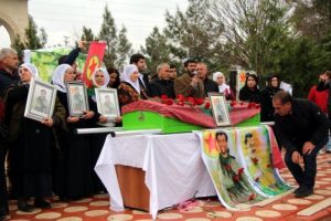 PKK'nın Sur sorumlusunun cenazesine 2 HDP'li vekil katıldı