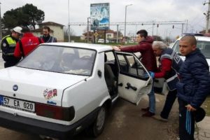 D&uuml;zce'de ara&ccedil;lar didik didik arandı