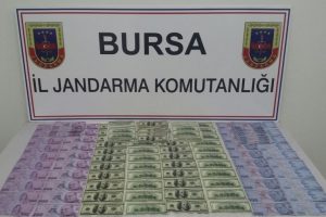 Bursa'da sahte para operasyonu!