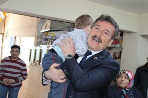 Bursa'da engelliler sevgi izi ile kaybolmayacak