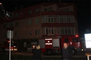 Apartman sakinlerini yangın korkusu bitmiyor