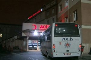 Ter&ouml;r operasyonu zanlıları sağlık kontrol&uuml;nden ge&ccedil;irildi