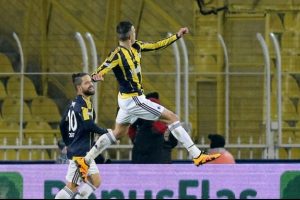 Van Persie, Avrupa'da 210 g&uuml;nl&uuml;k gol orucunu bozmak istiyor