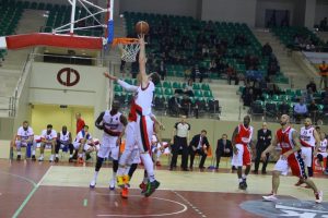 Eskişehir Basket evinde mağlup!