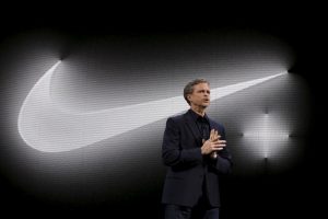 Nike beklenen ayakkabıyı &uuml;retti! Geleceğe d&ouml;nd&uuml;k!