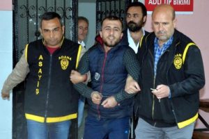 Taksiciyi gasp edip, uyuşturucu aldı