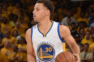 NBA'de Stephen Curry fırtınası devam ediyor