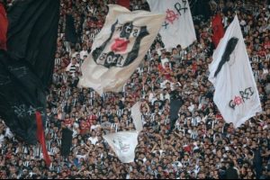 Beşiktaş'ın Antalya ma&ccedil;ı biletlerine yoğun ilgi