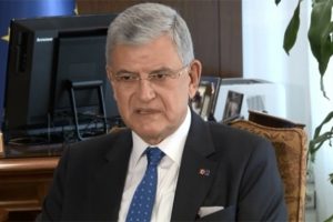 Bozkır, Fransa Başbakanı'na cevap verdi