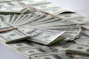 İstanbul'da sahte dolar operasyonları: 10 g&ouml;zaltı