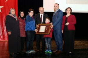 Bursa'da "Devlet &Ouml;v&uuml;n&ccedil; Madalyası Tevcih T&ouml;reni"
