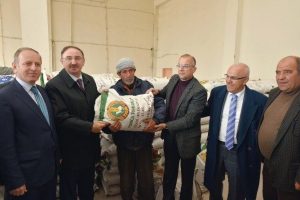 Bursa'da Mustafakemalpaşalı &ccedil;ift&ccedil;ilere destek
