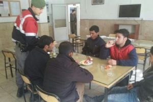 Bursa'da 4 ka&ccedil;ak g&ouml;&ccedil;men yakalandı