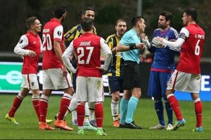 Pereira ve kart g&ouml;ren futbolcular seneye cezalı olacaklar