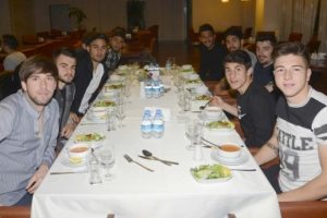 Bursaspor pilot takımı Yeşil Bursa yemekte bir araya geldi