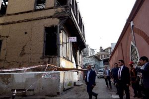 Bursa Osmangazi metruk yapılardan arındırılıyor