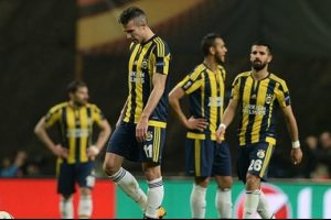 Fenerbah&ccedil;e'de g&ouml;zler Galatasaray ile oynanacak derbi ma&ccedil;a &ccedil;evrildi