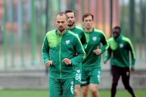 Bursaspor, Kasımpaşa ma&ccedil;ı hazırlıklarını s&uuml;rd&uuml;rd&uuml;