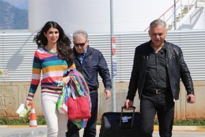 İran'dan ilk kafile Gazipaşa- Alanya Havalimanı'na indi
