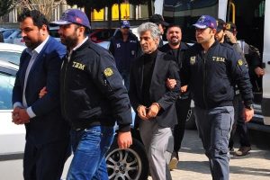 Manisa'daki PKK operasyonuna 10 tutuklama