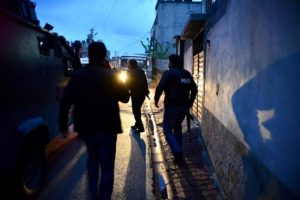 Adana'da nevruz &ouml;ncesi hava destekli ter&ouml;r operasyonu: 17 g&ouml;zaltı